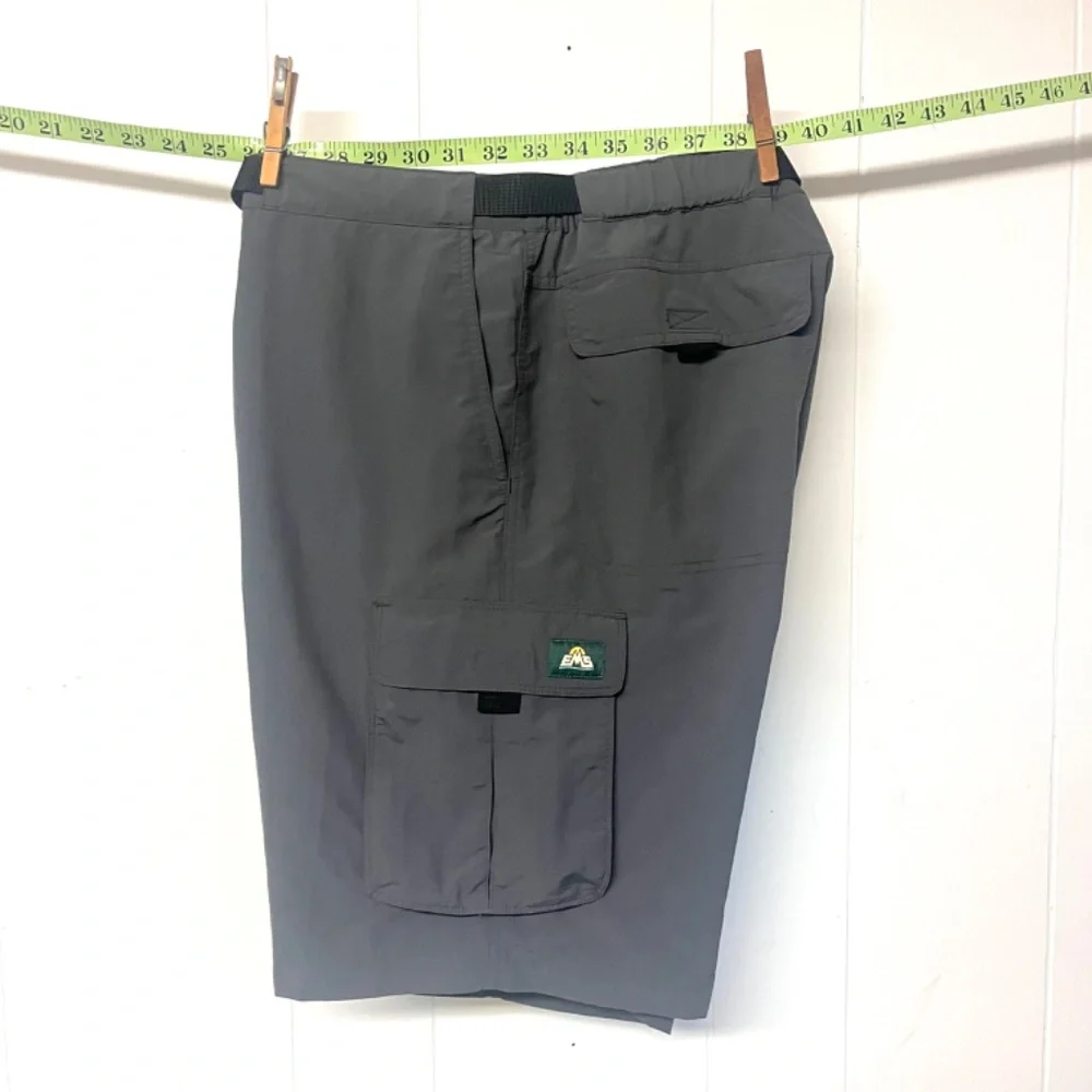EMS Gray Cargo Shorts - size 34 - Picture 4 of 10